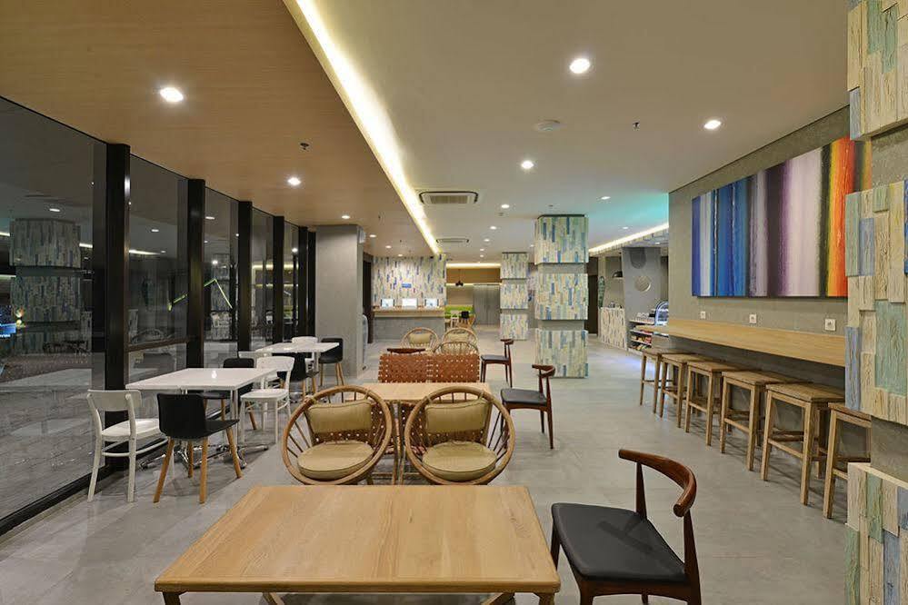 Pop! Hotel Timoho Γιογκιακάρτα Εξωτερικό φωτογραφία
